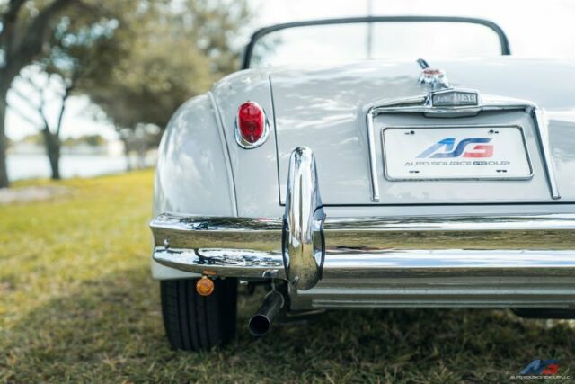 Jaguar XK 1958 image number 12