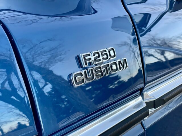 Ford F-250 1979 image number 12