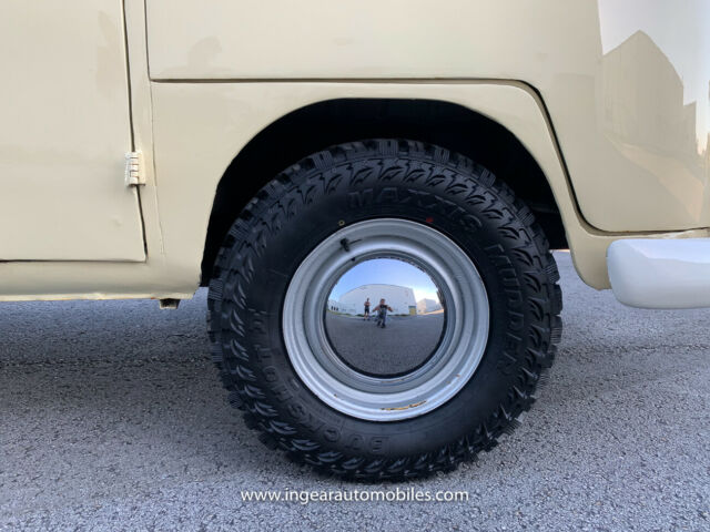 Volkswagen Bus/Vanagon 1974 image number 11