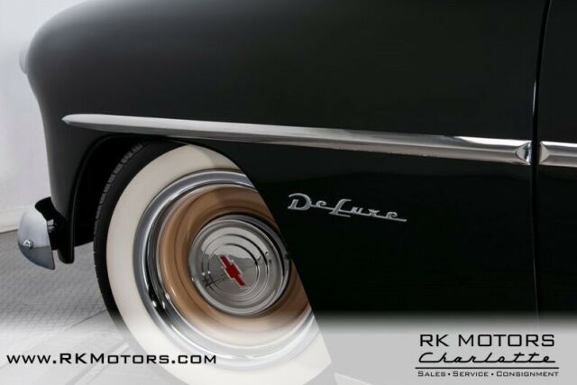 Chevrolet Deluxe Wagon 1952 image number 40