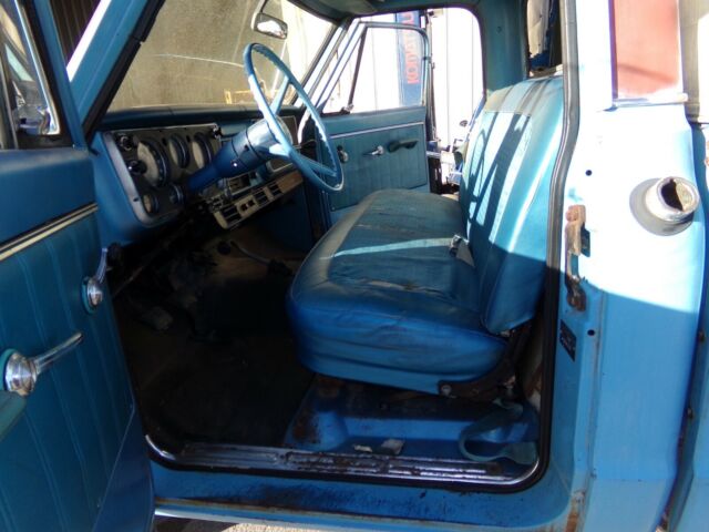 Chevrolet C-10 1967 image number 9