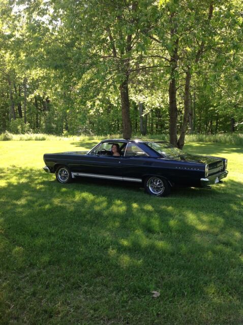 Ford Fairlane GT 1966 image number 0
