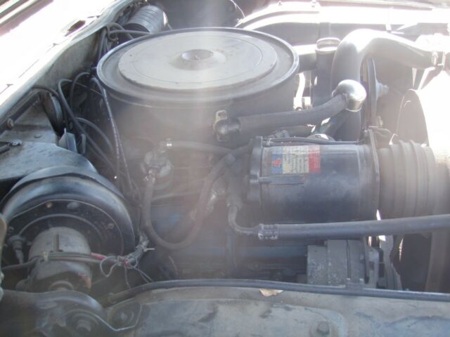 Cadillac DeVille 1962 image number 23