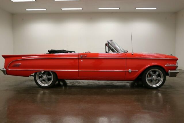 Mercury Comet 1963 image number 34