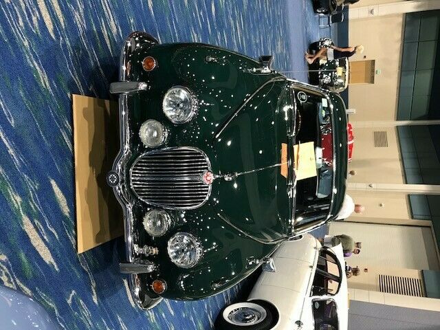 Jaguar S-Type 1967 image number 19