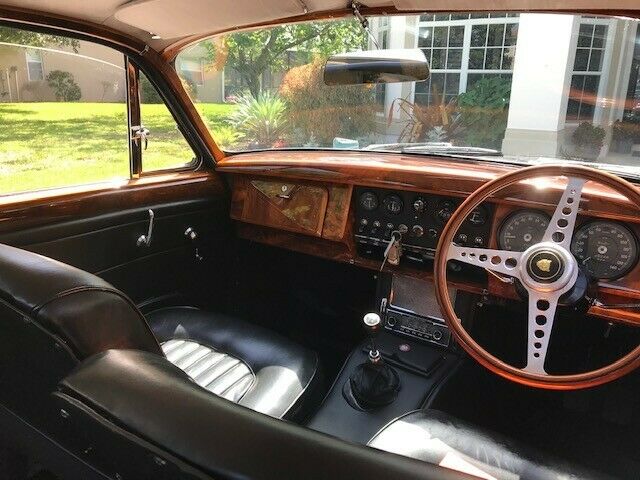Jaguar S-Type 1967 image number 5