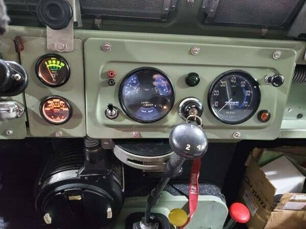 Land Rover Defender 1962 image number 7