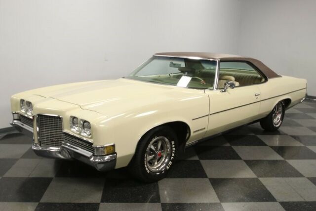 Pontiac Bonneville 1971 image number 23