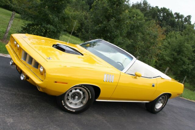 Plymouth Barracuda 1971 image number 12