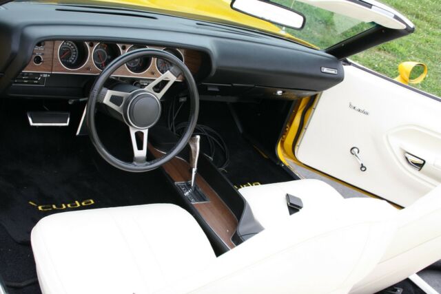 Plymouth Barracuda 1971 image number 28
