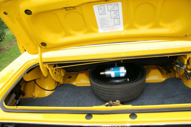 Plymouth Barracuda 1971 image number 3