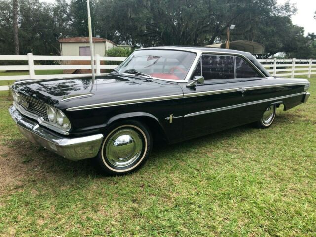 Ford Galaxie 500 1963 image number 0