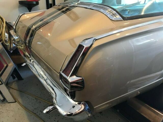 Plymouth Barracuda 1966 image number 8