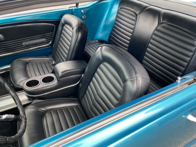 Ford Mustang 1966 image number 29