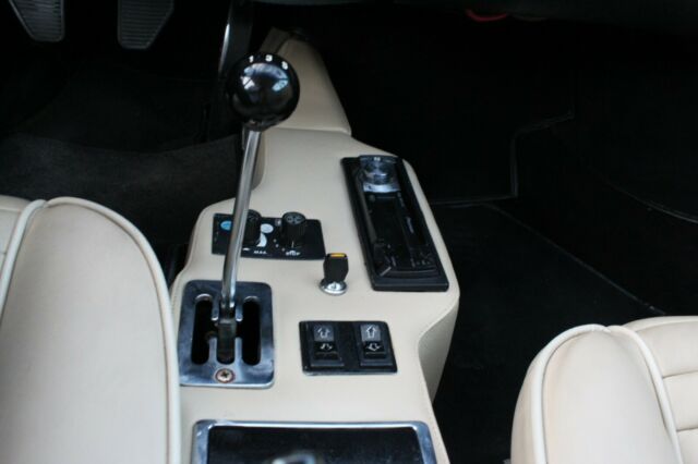 Ferrari 308 1979 image number 11