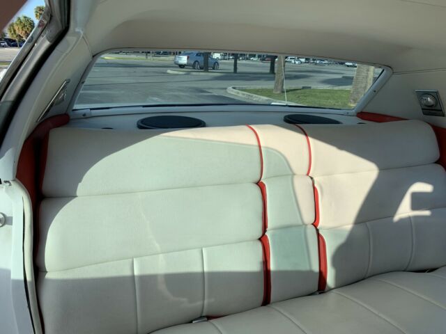 Cadillac Fleetwood 1972 image number 12