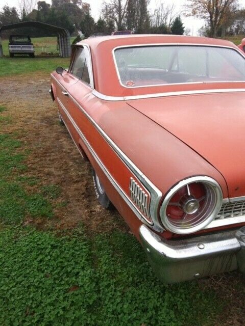 Ford Galaxie 1963 image number 17