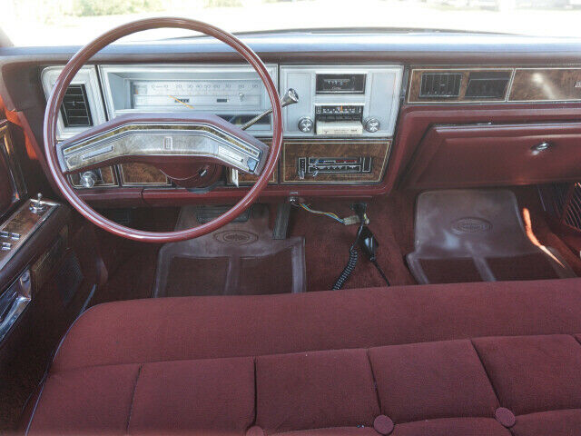 Lincoln Continental 1978 image number 44