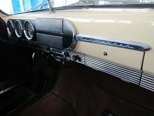 Studebaker Commander 1947 image number 14