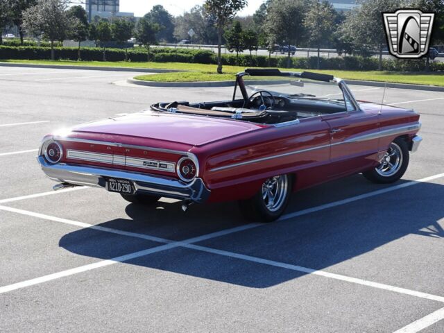 Ford Galaxie 1964 image number 7