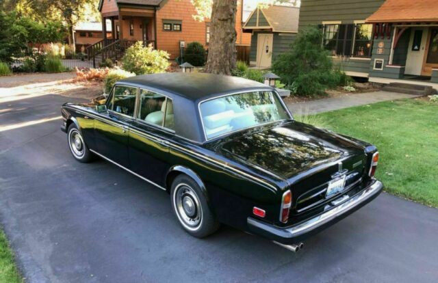 Rolls-Royce Silver Shadow 1977 image number 15