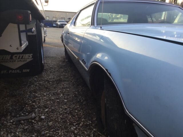 Ford Thunderbird 1972 image number 33