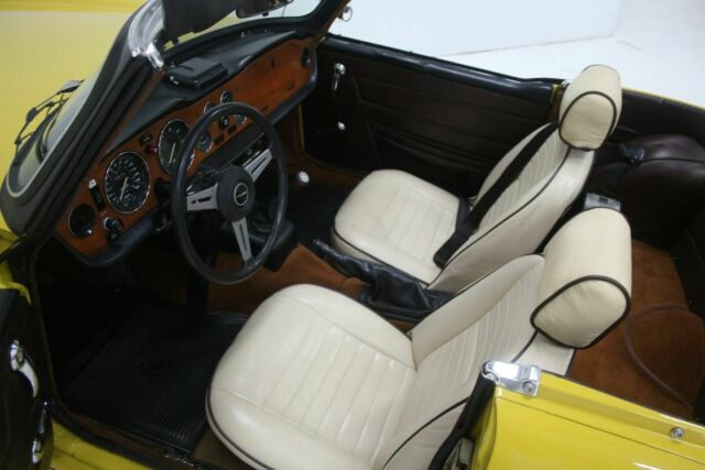 Triumph TR-6 1973 image number 41