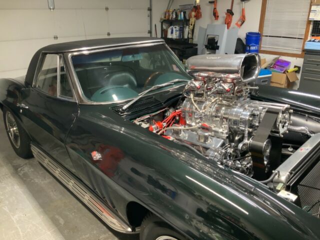 Chevrolet Corvette 1965 image number 6