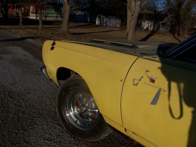 Plymouth Road Runner 1968 image number 30
