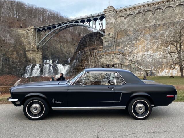 Ford Mustang 1968 image number 10