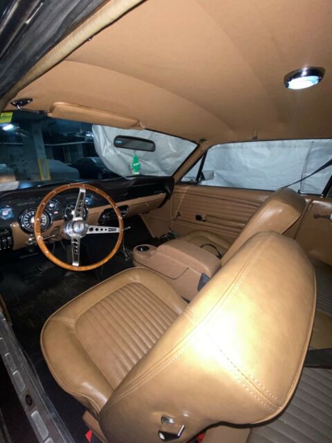 Ford Mustang 1968 image number 17