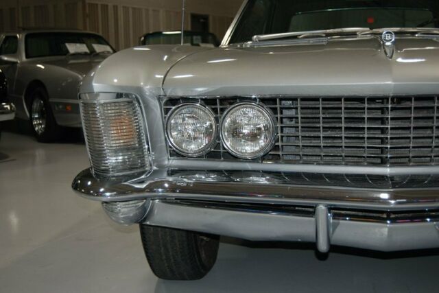 Buick Riviera 1964 image number 40