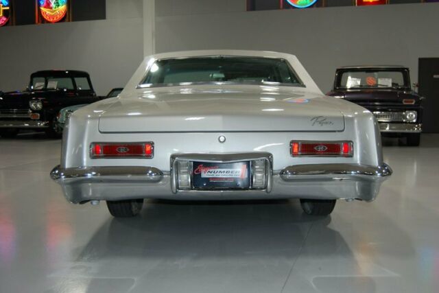 Buick Riviera 1964 image number 43