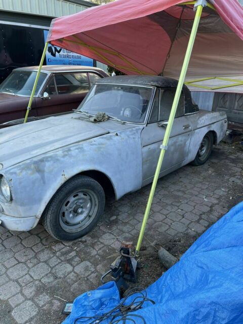 Datsun 1600 1969 image number 1