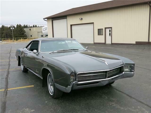 Buick Riviera GS, 1967 image number 41