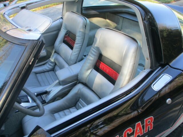 Chevrolet Corvette 1978 image number 32