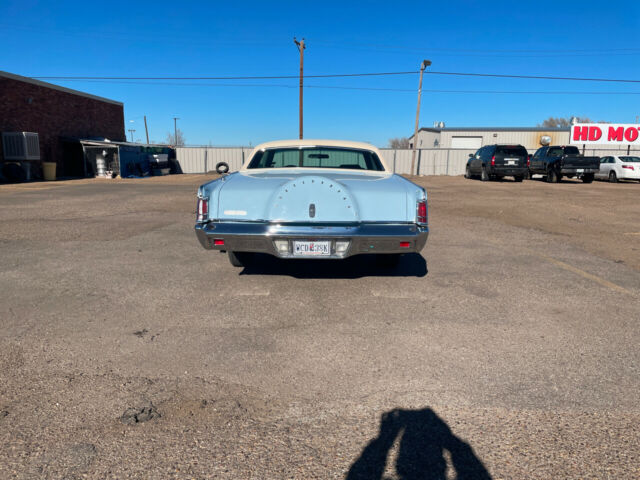 Lincoln Continental 1970 image number 26
