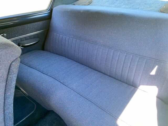 Oldsmobile Eighty-Eight 1949 image number 12