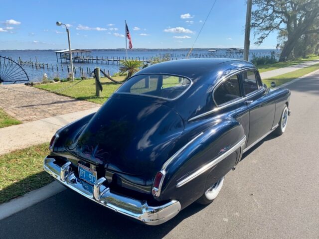 Oldsmobile Eighty-Eight 1949 image number 3