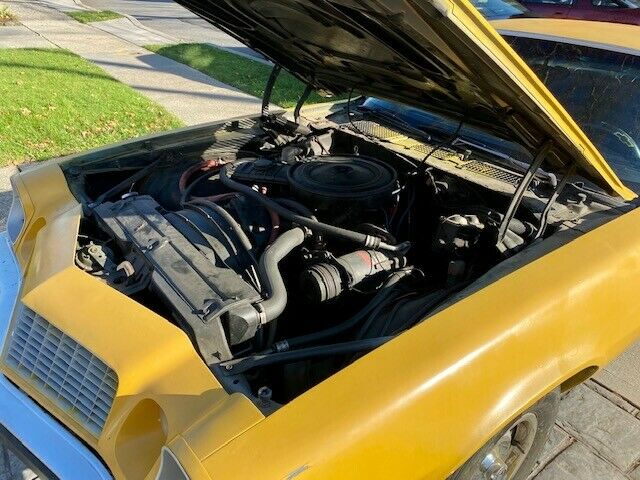 Chevrolet Camaro 1974 image number 3