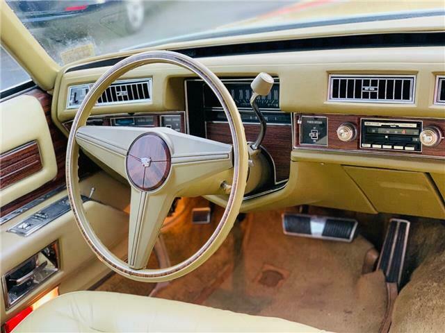 Cadillac DeVille 1976 image number 20