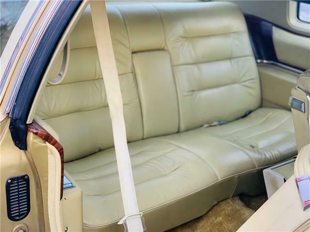 Cadillac DeVille 1976 image number 21