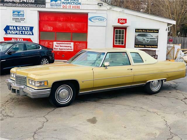 Cadillac DeVille 1976 image number 26