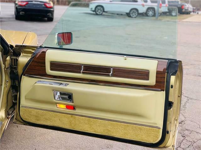 Cadillac DeVille 1976 image number 39