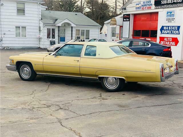 Cadillac DeVille 1976 image number 4