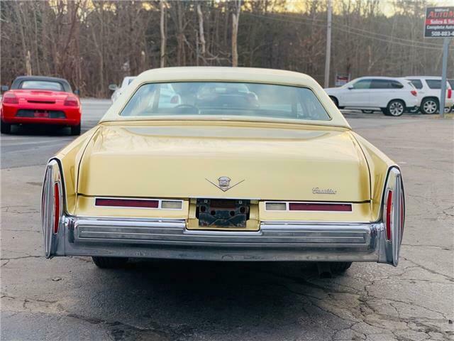 Cadillac DeVille 1976 image number 6