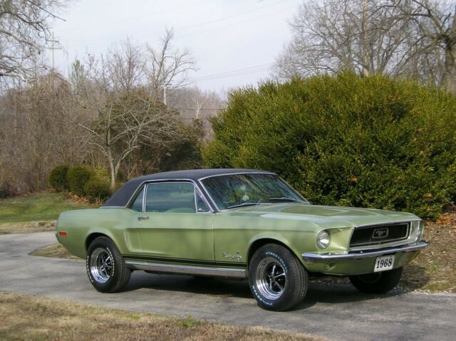 Ford Mustang 1968 image number 13