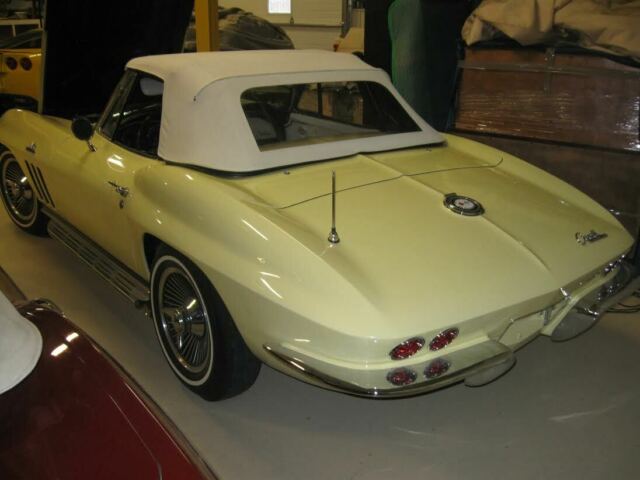 Chevrolet Corvette 1965 image number 3