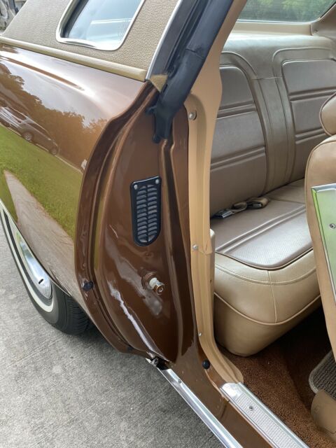 Pontiac Grand Prix 1974 image number 27