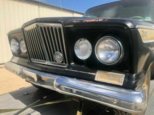 Jeep Wagoneer 1965 image number 12